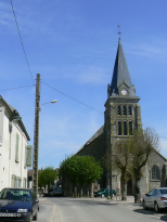 l-eglise-et-la-place-new.jpg